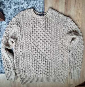 Cottagecore and Grandmacore vibes. Brandy Melville Taupe Wool Blend Cable Knit C
